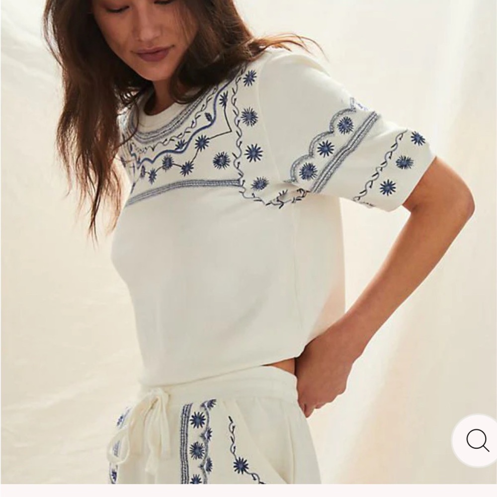 Embroidered White Short-Sleeve Women's Top